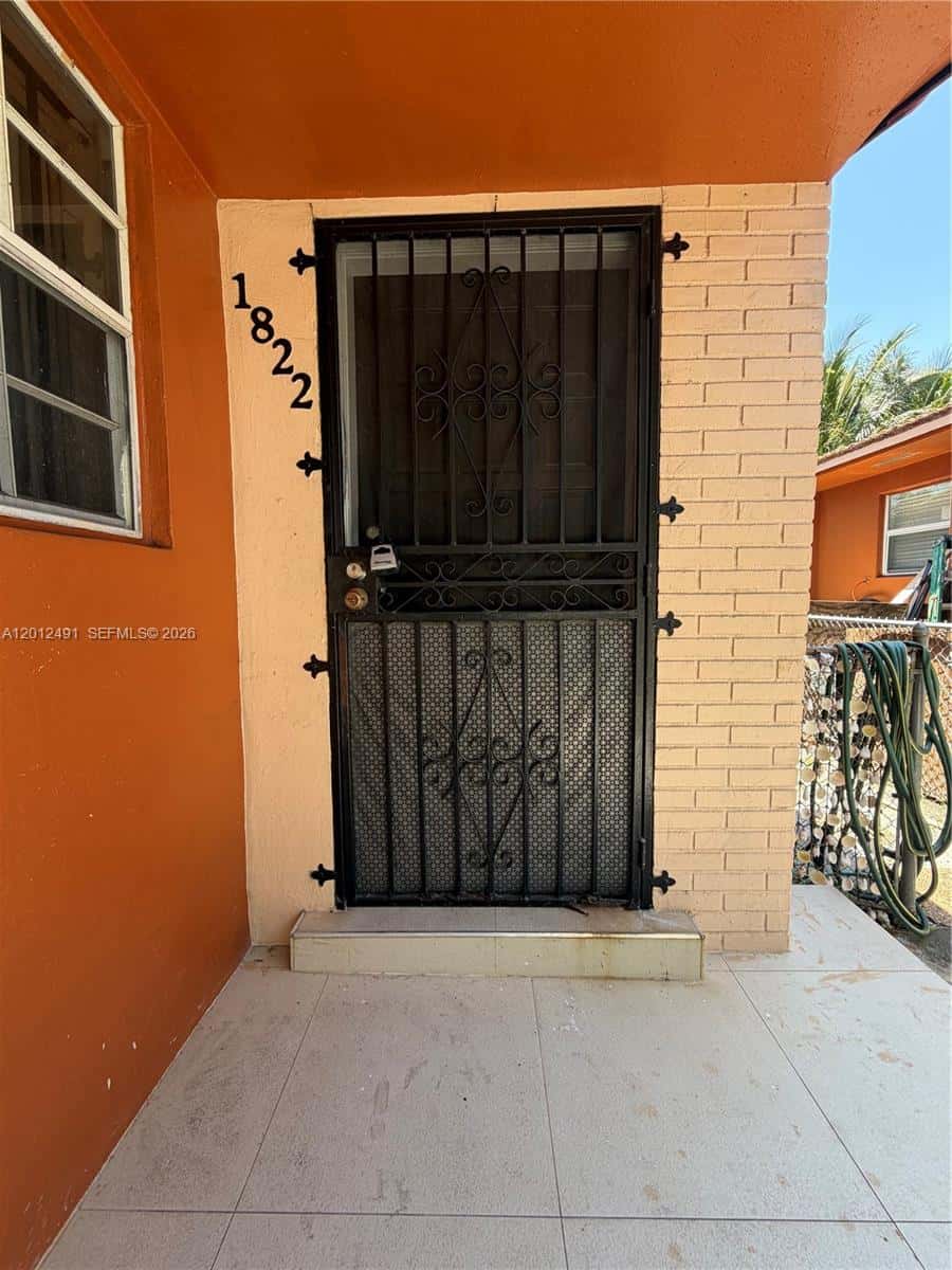 1820 NW 19th Ave # 1822, Miami FL 33125