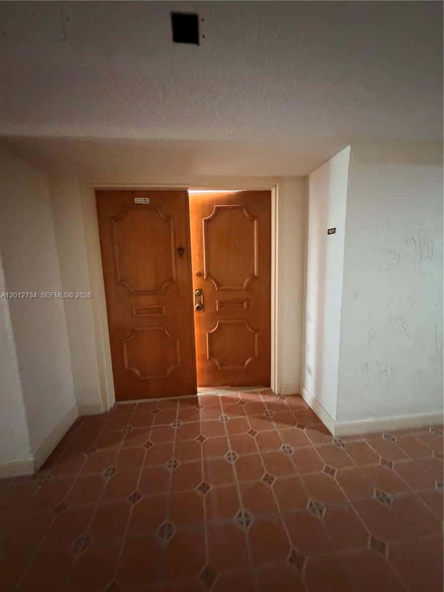1300 SW 122nd Ave # 2, Miami FL 33184