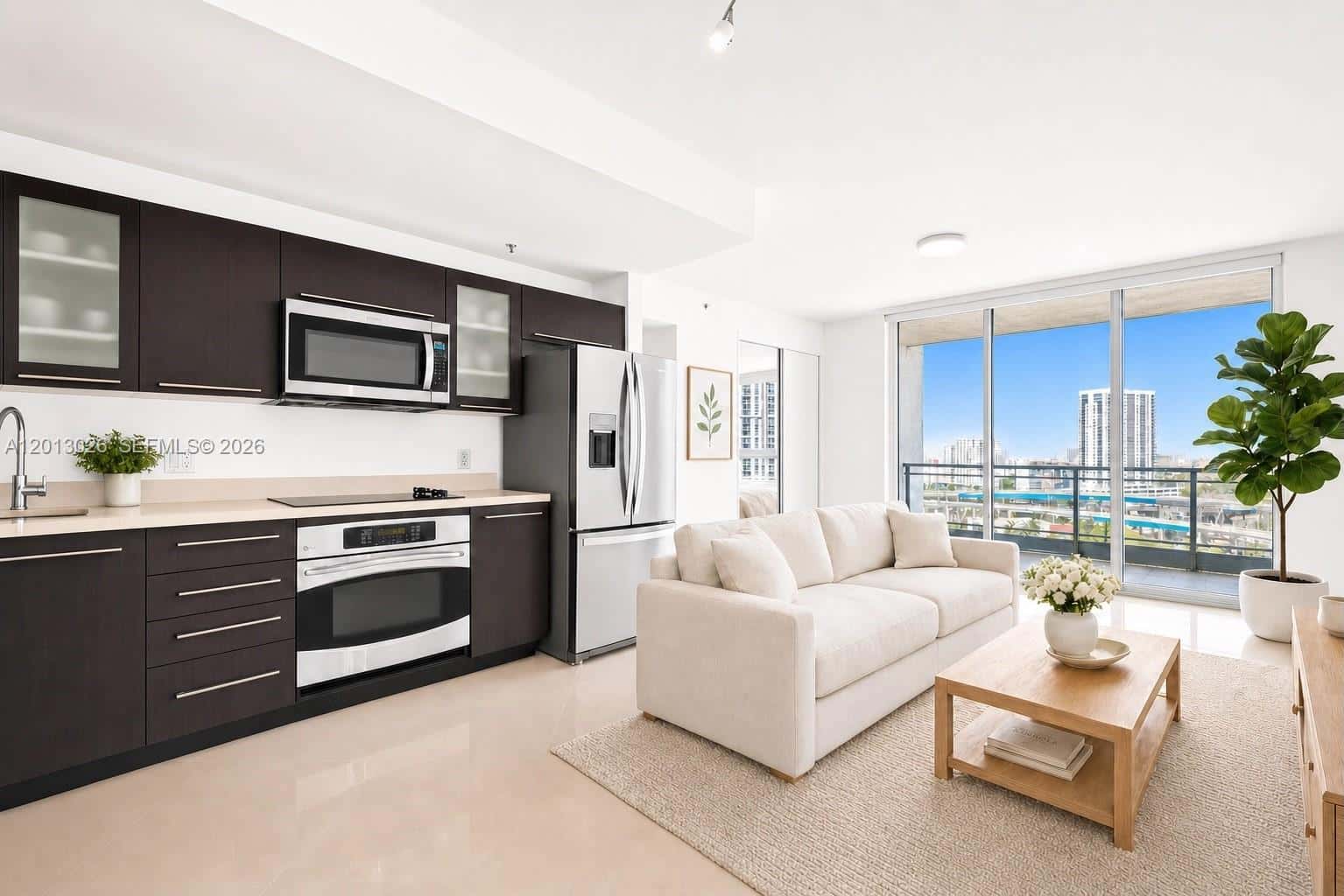 90 SW 3rd St # 1608, Miami FL 33130
