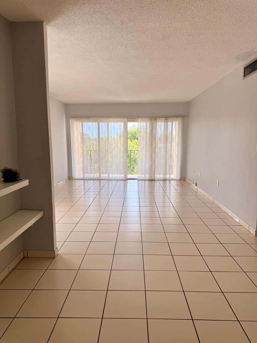 8775 Park Boulevard # 412, Miami FL 33172