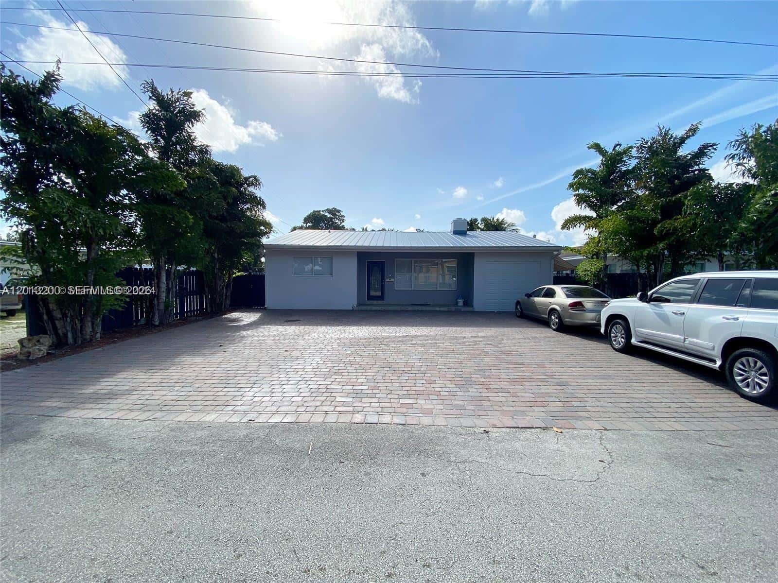 214 NE 108th, Miami FL 33161