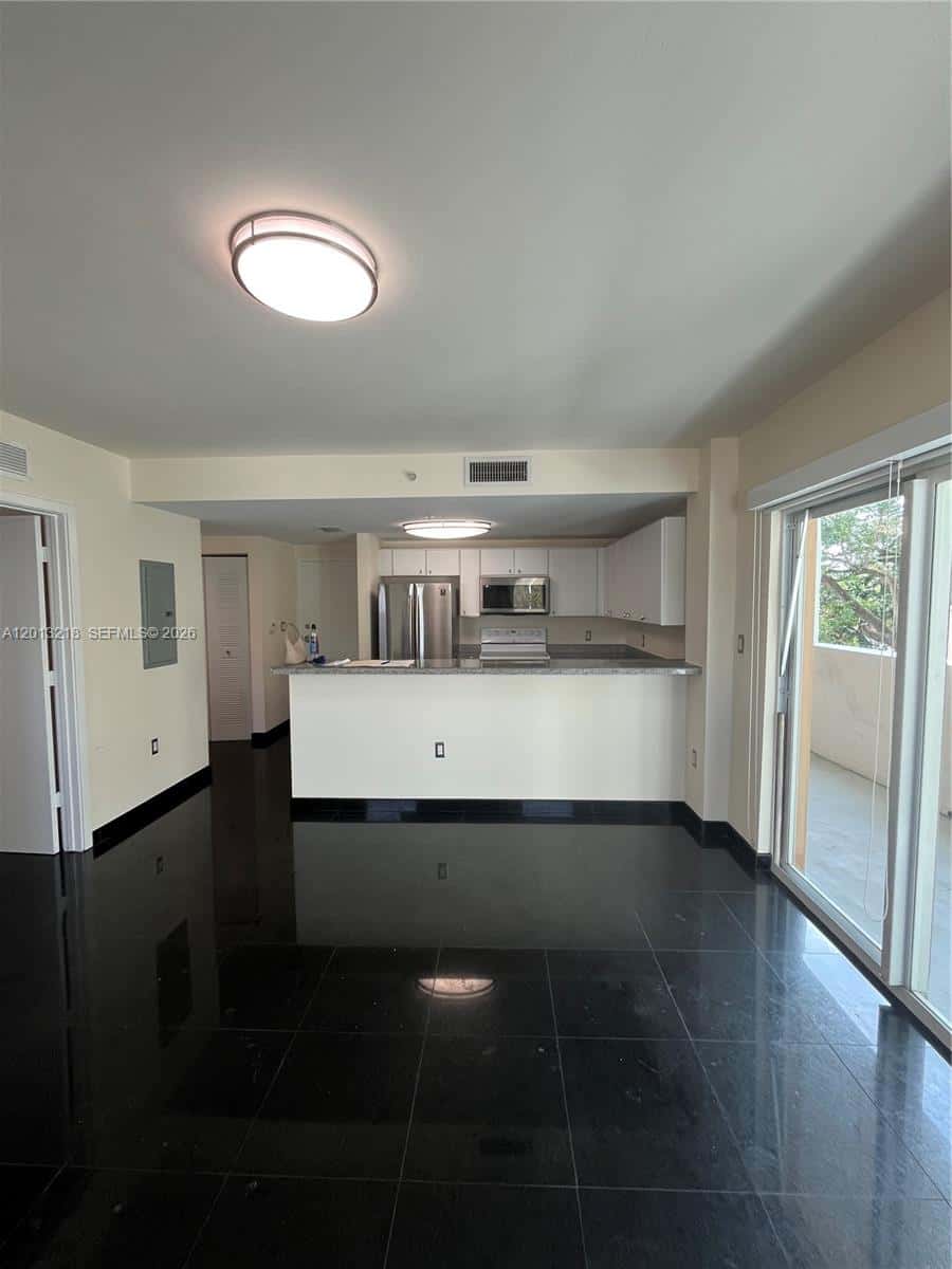 2740 SW 28th Ter # 308, Miami FL 33133