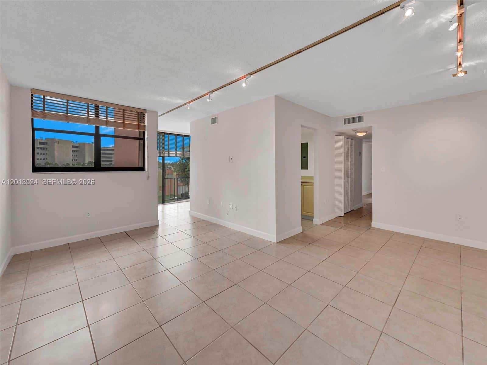 9420 W Flagler St # 312, Miami FL 33174