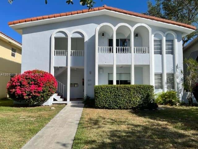 517 Menendez Ave, Coral Gables FL 33146