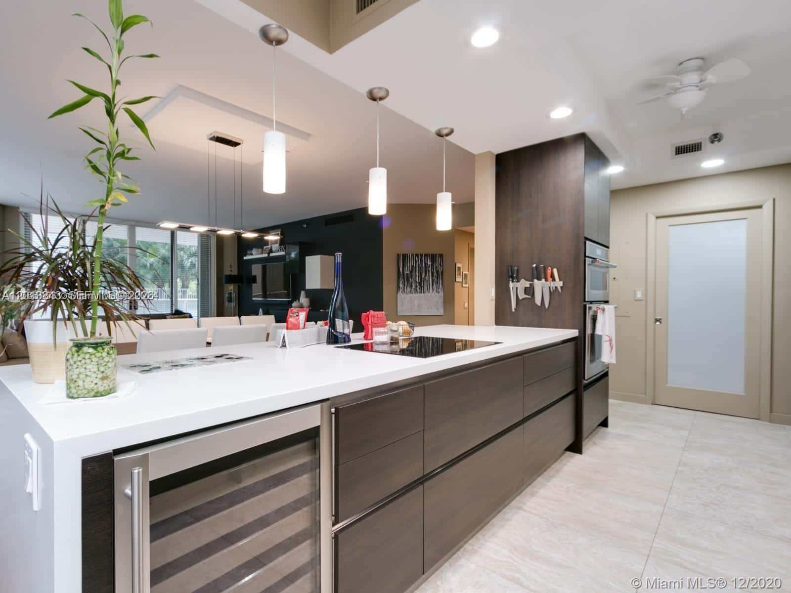 21150 Point Pl # 405, Aventura FL 33180