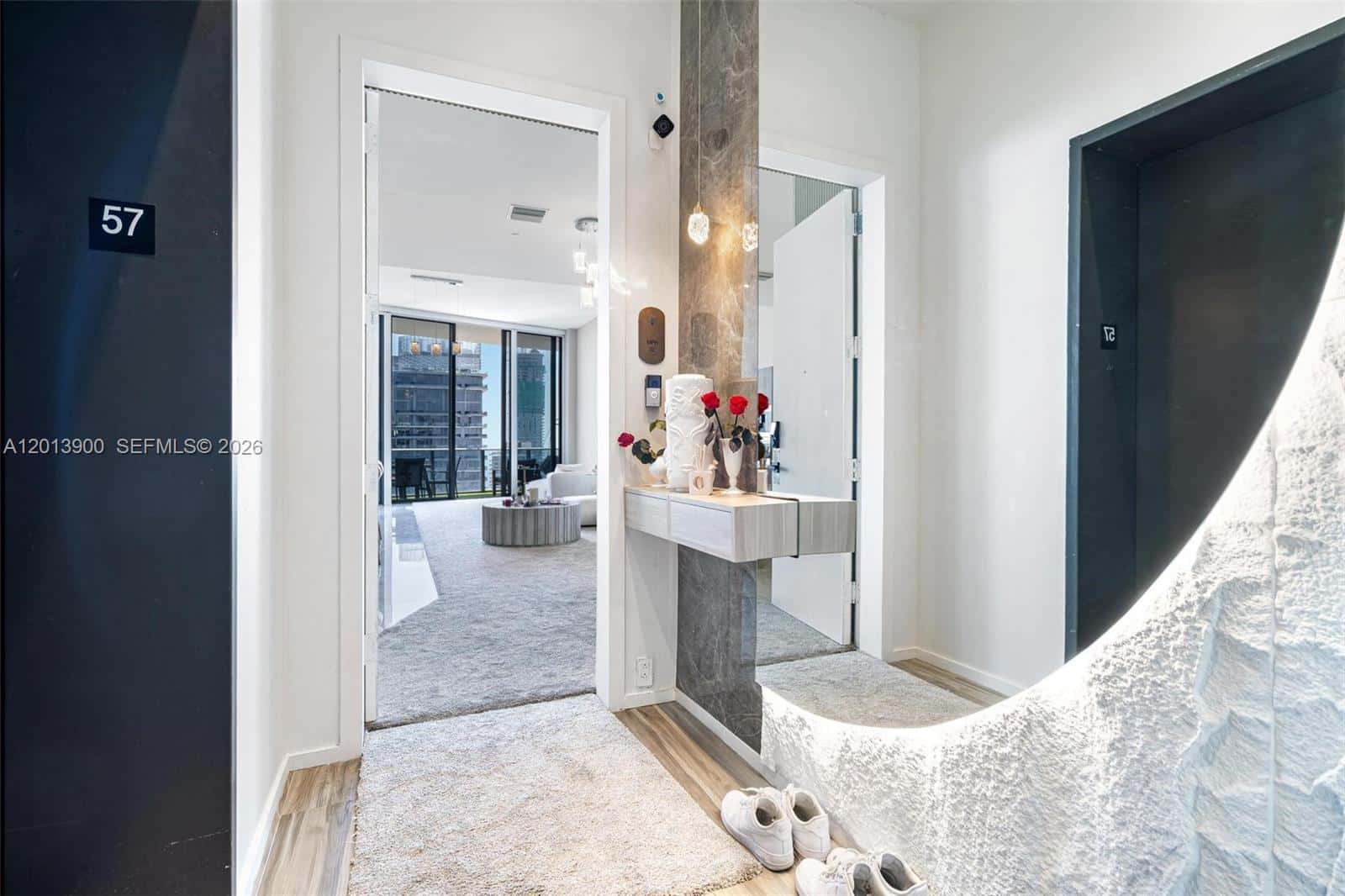 801 S Miami Ave # 5702, Miami FL 33130