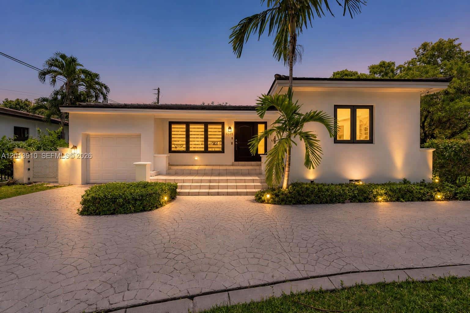1015 Pizarro St, Coral Gables FL 33134