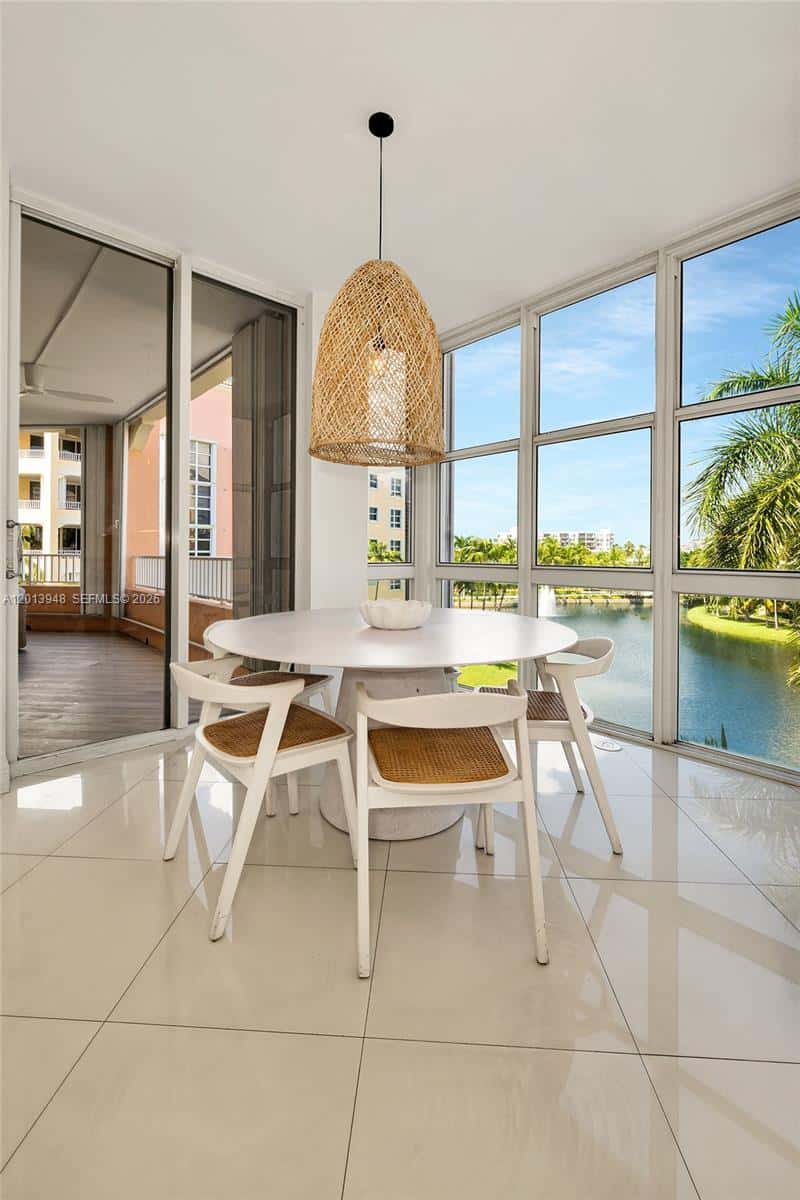 733 Crandon Blvd # 406, Key Biscayne FL 33149