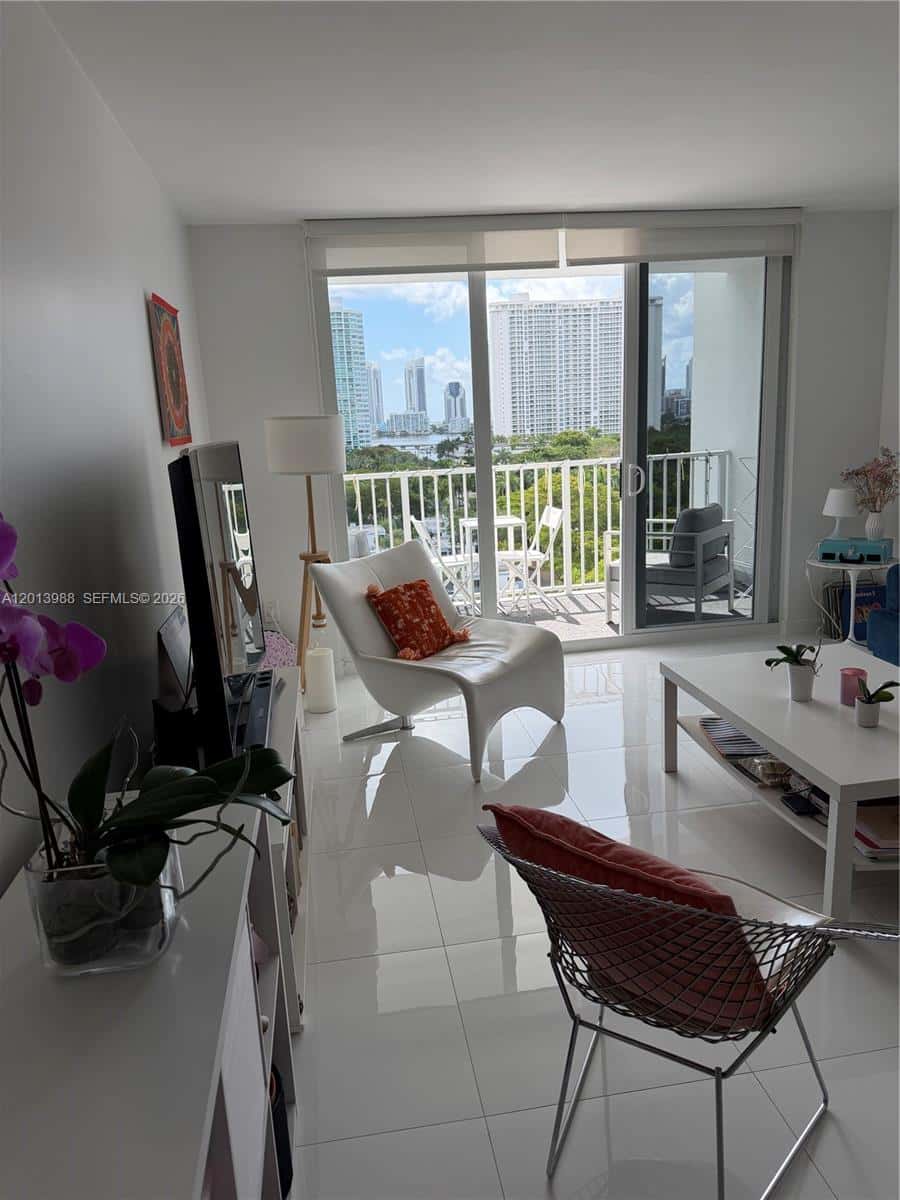 2851 NE 183rd St # 1107E, Aventura FL 33160