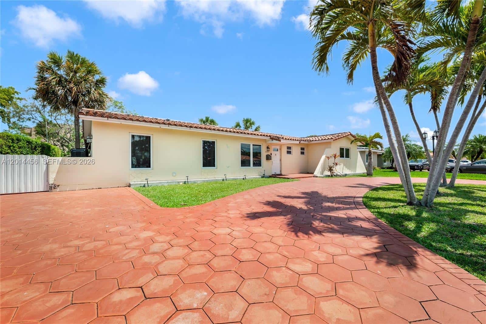 10315 SW 26th Ter, Miami FL 33165
