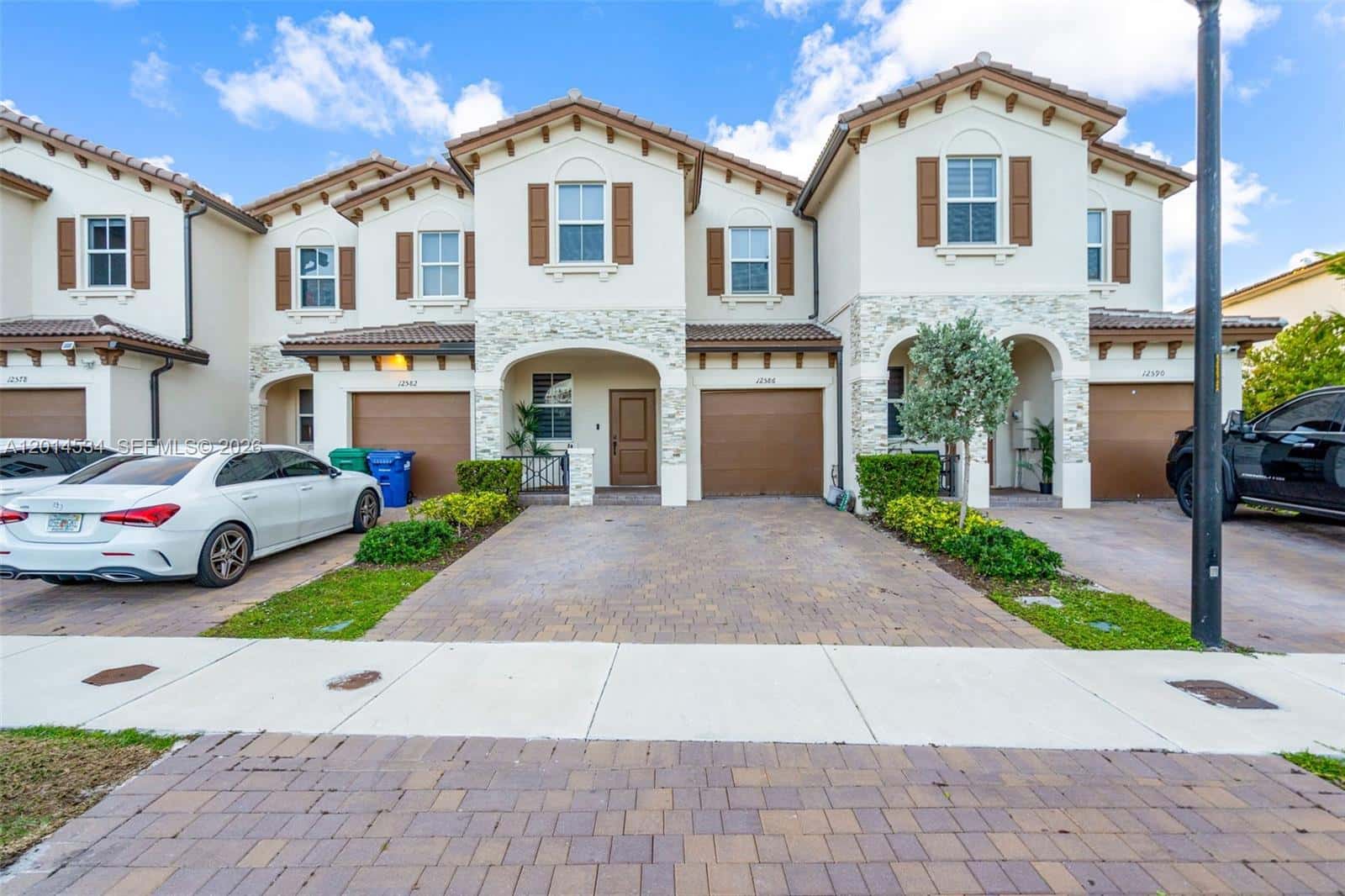 12586 NW 22nd Pl # 12586, Miami FL 33167