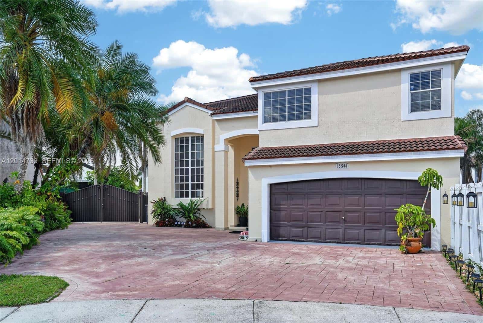 15500 SW 99th Ln, Miami FL 33196