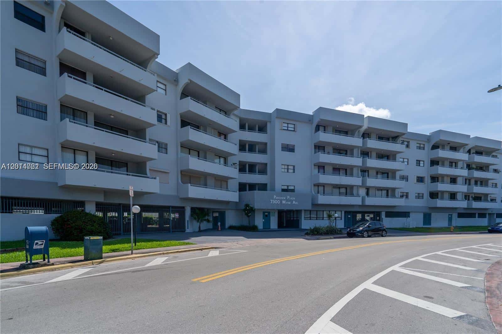 7300 Wayne Ave # 401, Miami Beach FL 33141