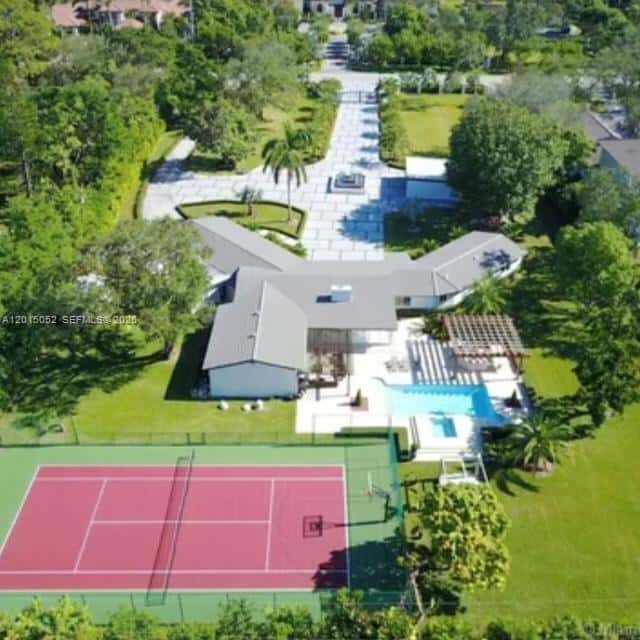5250 SW 62nd Ave, Miami FL 33155