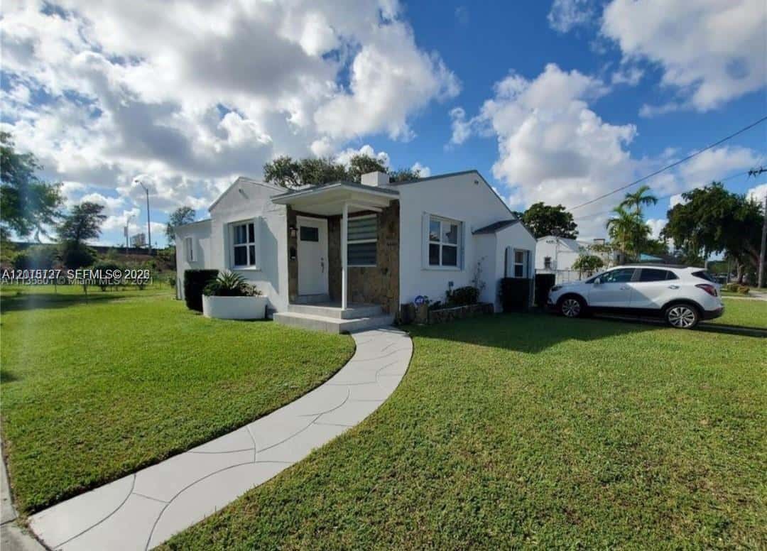 4020 NW 8th Ave # 0, Miami FL 33127