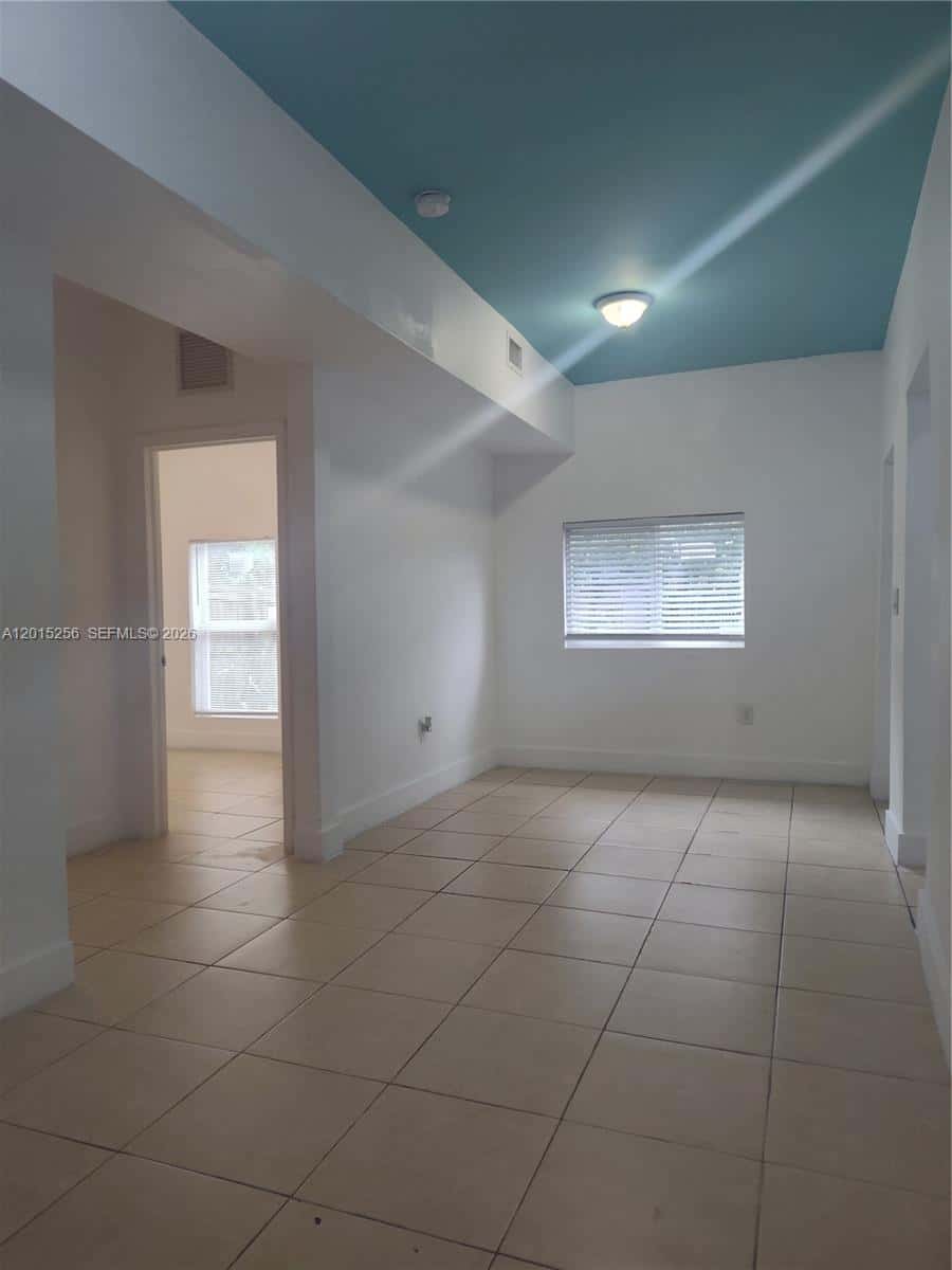 8028 NW 5th Ct Rear, Miami FL 33150