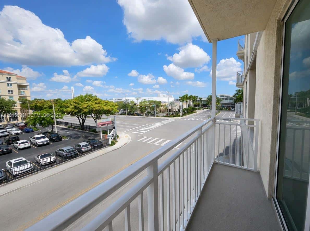 7270 SW 88th St # B202, Miami FL 33156