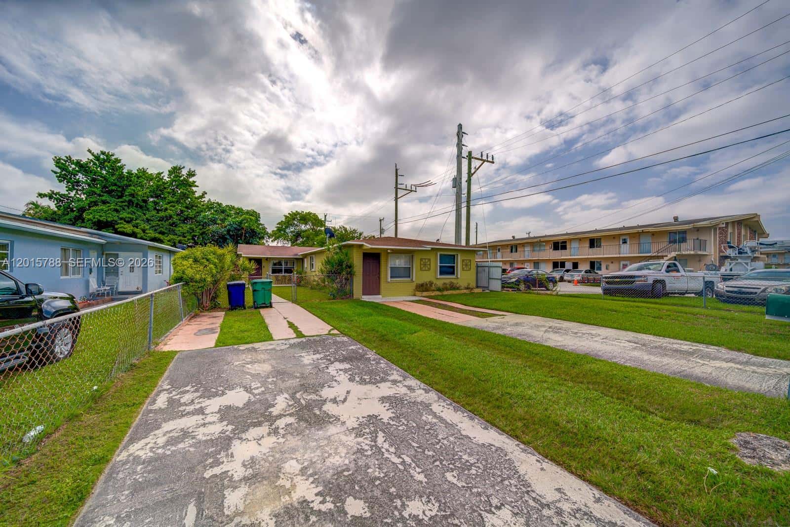 7358 - 7360 SW 23rd St, Miami FL 33155