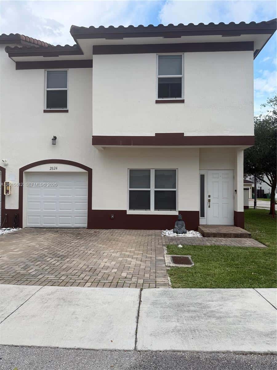 2824 SW 145th Ct # 2824, Miami FL 33175