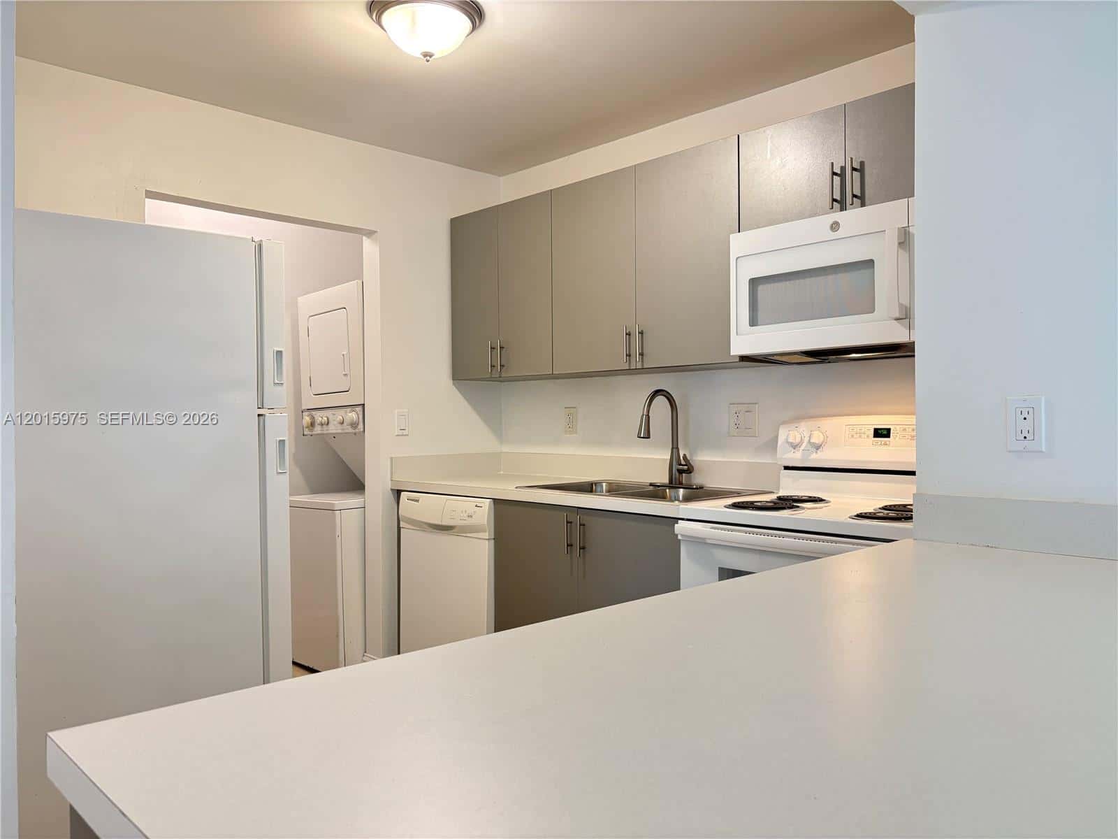 9703 Hammocks Blvd # 202, Miami FL 33196