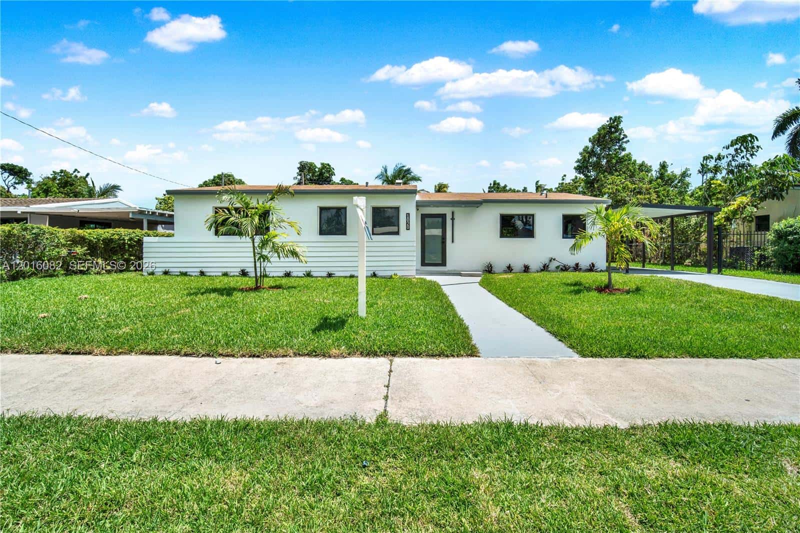 1020 NW 197th Ter, Miami Gardens FL 33169