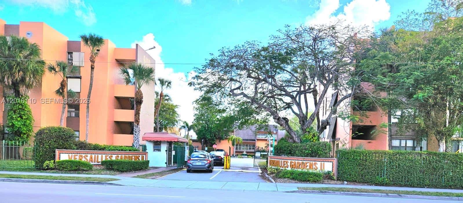 9420 W Flagler St # 103, Miami FL 33174