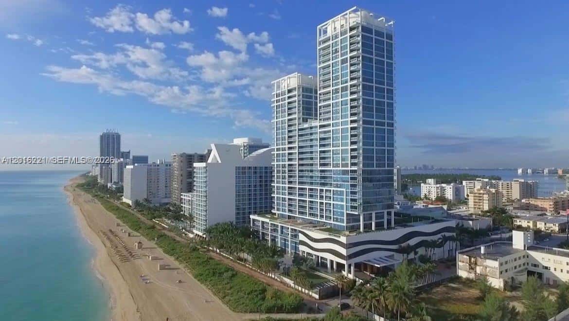 6801 Collins Ave # 718, Miami Beach FL 33141