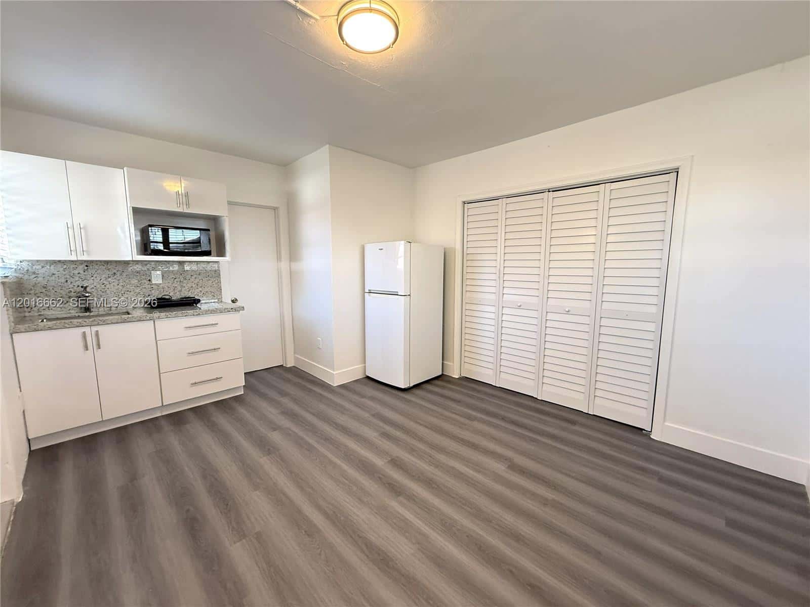 155 SW 71st Ave # 0, Miami FL 33144