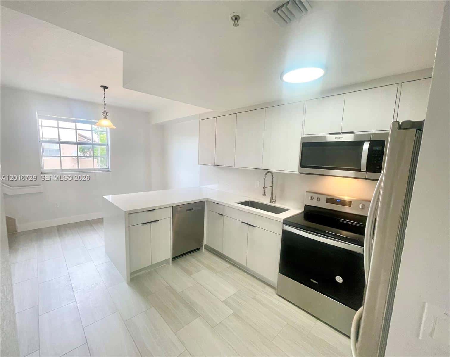 77 E 4th St # A212, Hialeah FL 33010