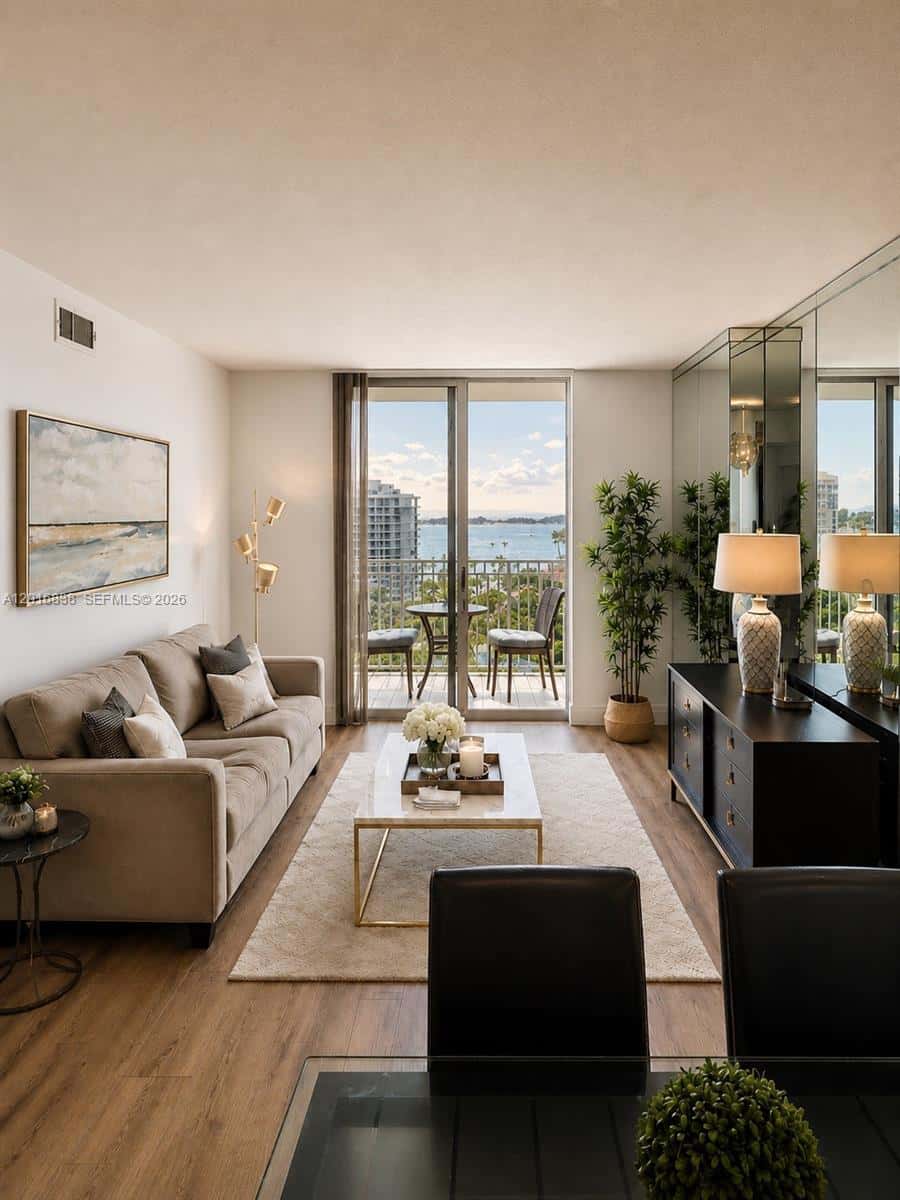 185 SE 14th Ter # 1607, Miami FL 33131