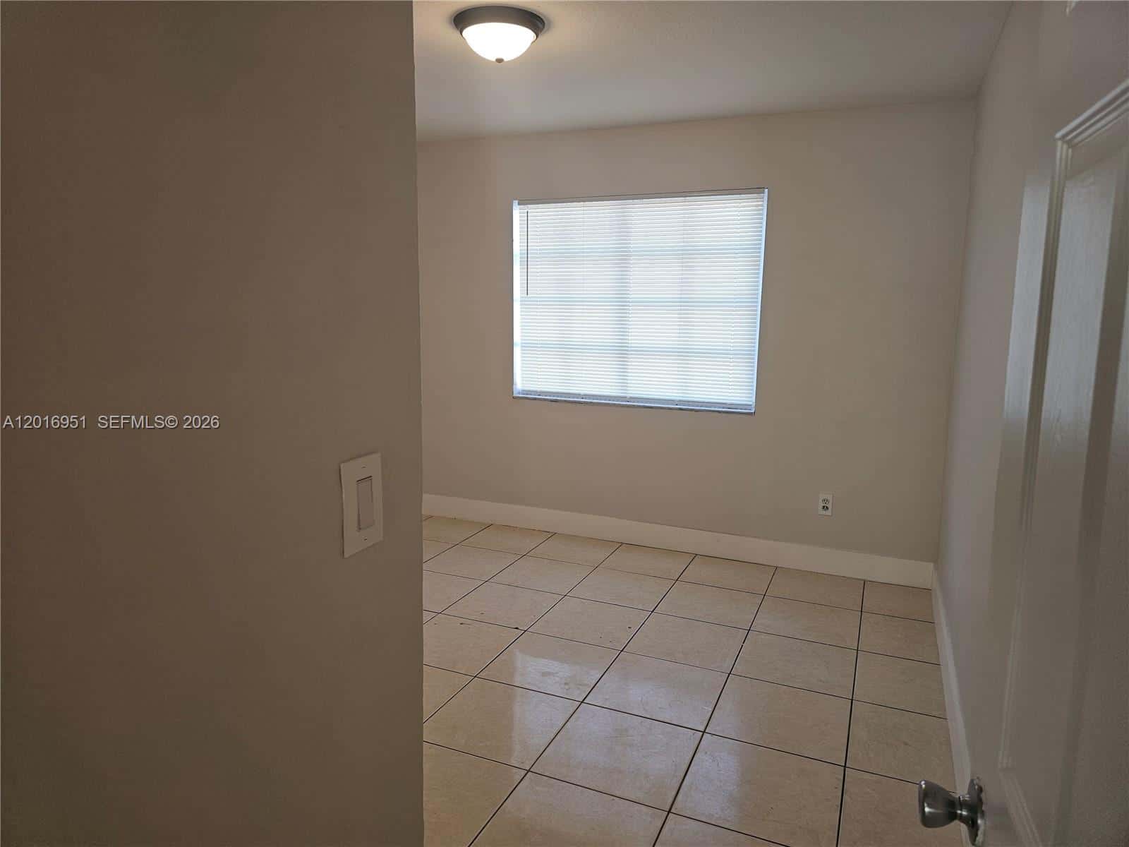 7692 NW 178th Ter, Hialeah FL 33015