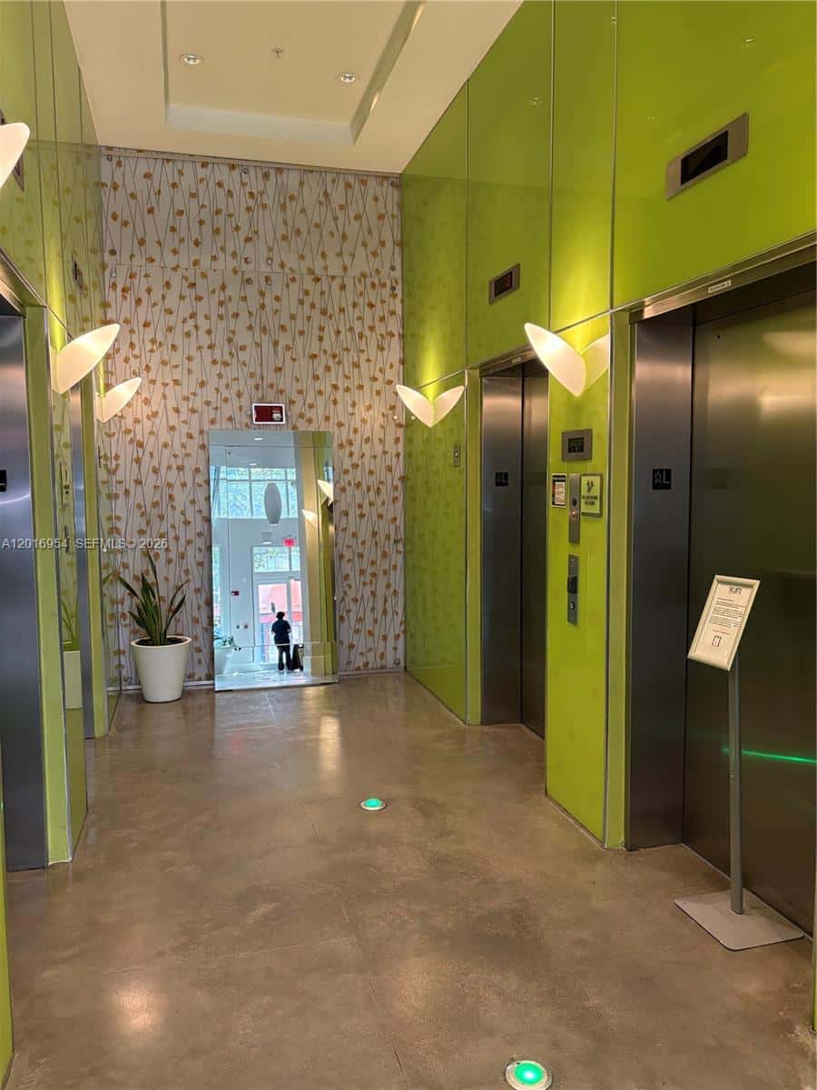 133 NE 2nd Ave # 210, Miami FL 33132
