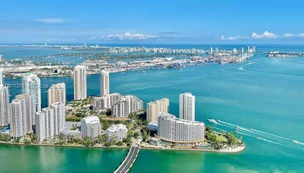 540 Brickell Key Dr # 218, Miami FL 33131