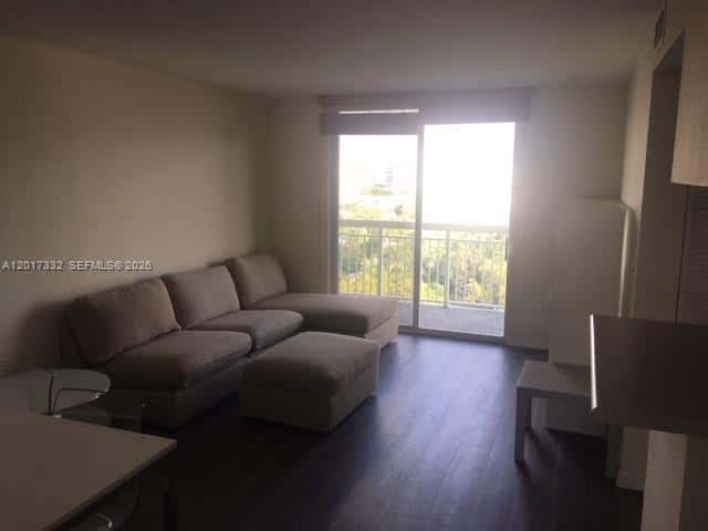 816 NW 11th St # 1104, Miami FL 33136