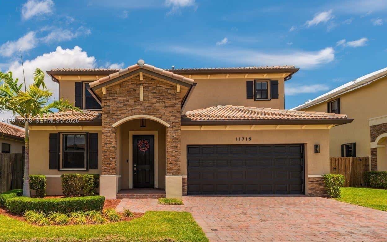 11719 SW 241 St # 0, Homestead FL 33032
