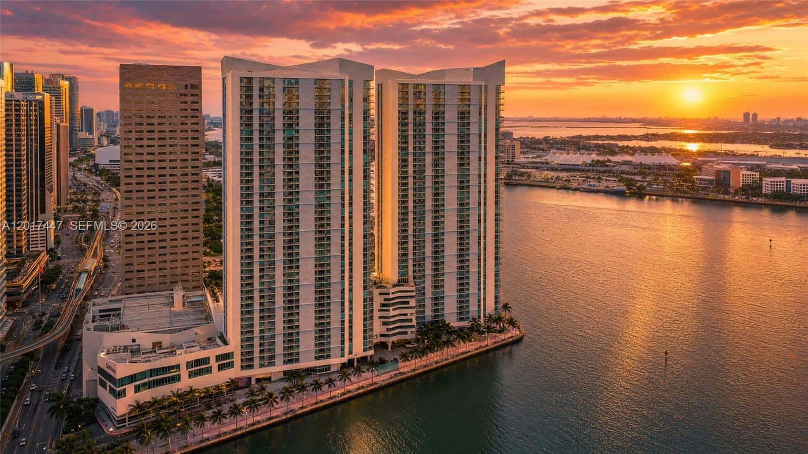 325 S Biscayne Blvd, Miami FL 33131