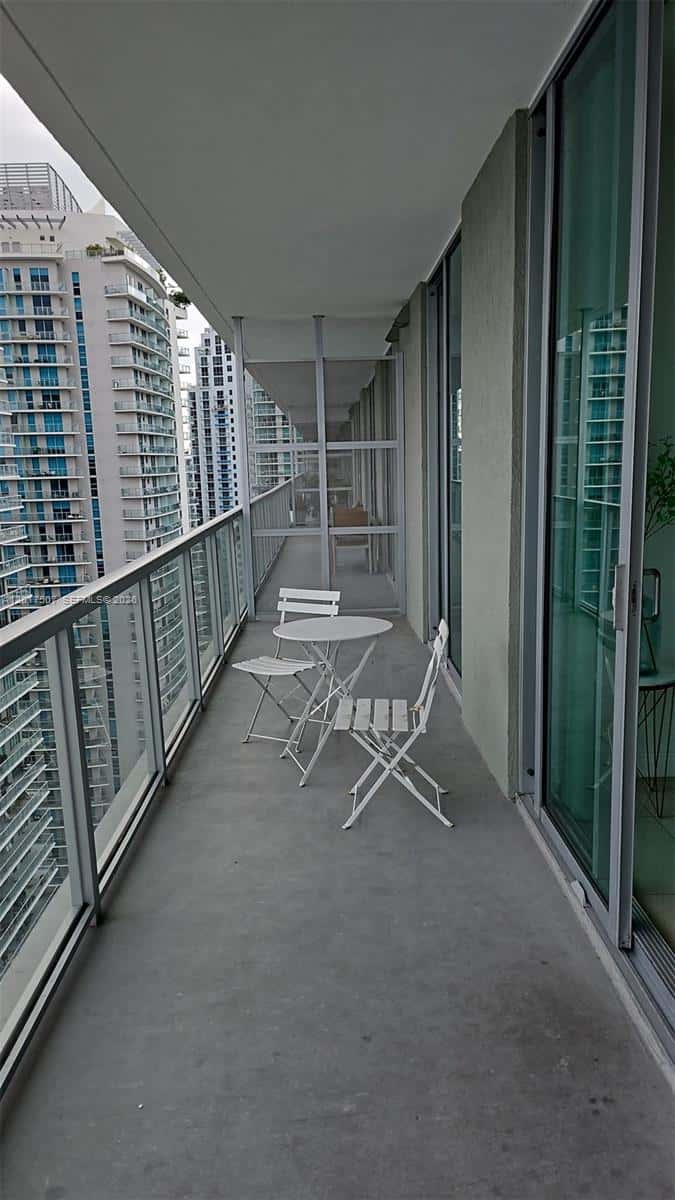79 SW 12th St, Miami FL 33130