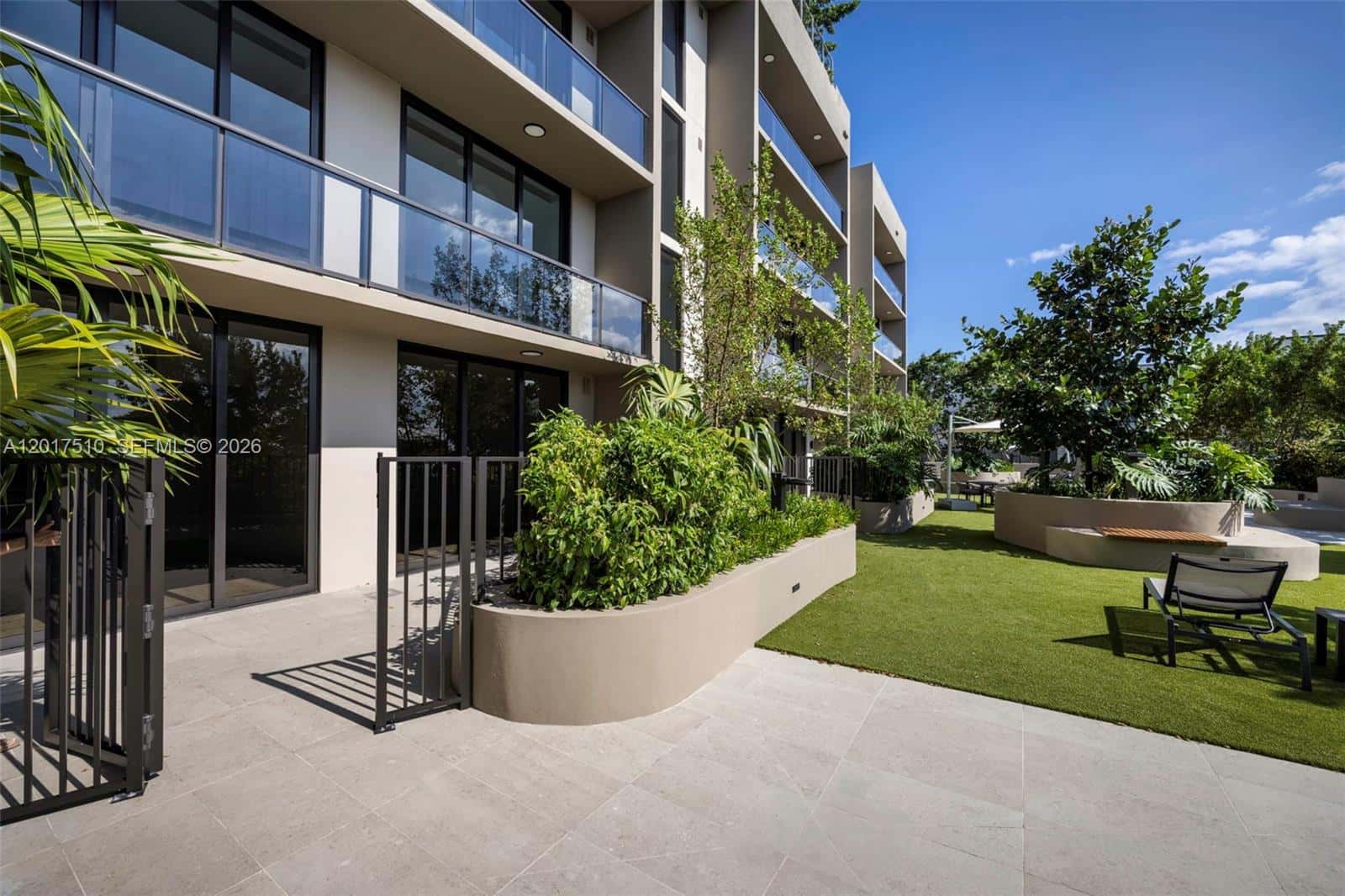 3034 Oak Ave # 203, Coconut Grove FL 33133
