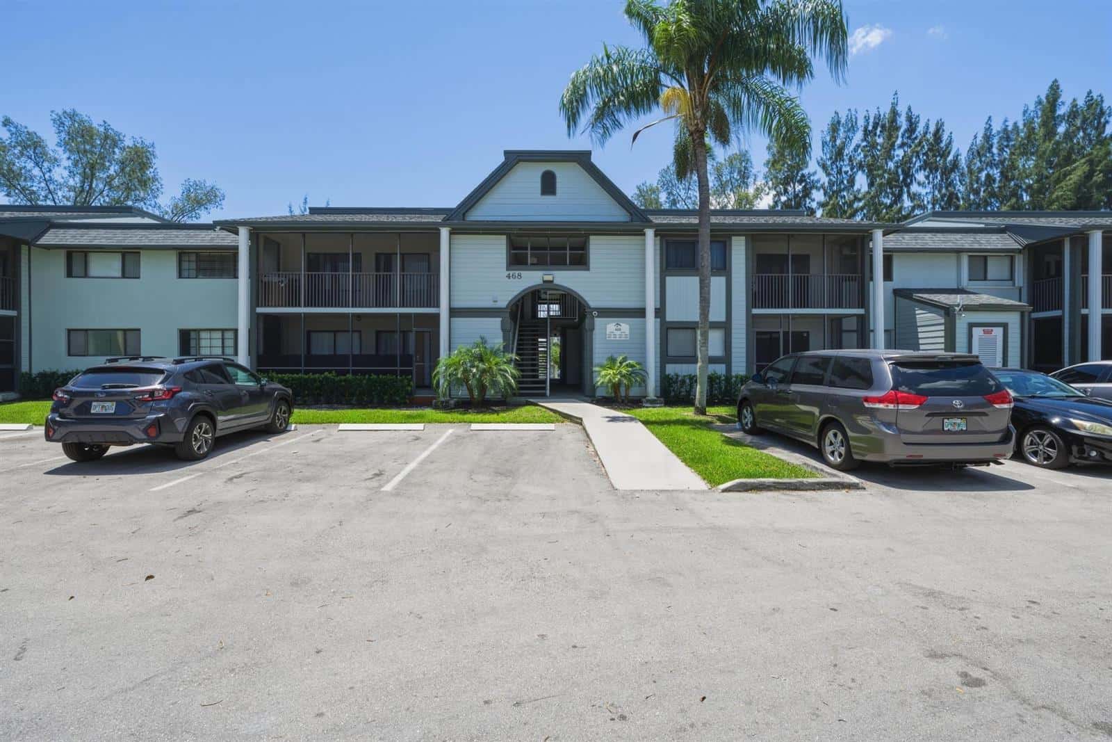 468 NE 206th Lane # 6, Miami FL 33179