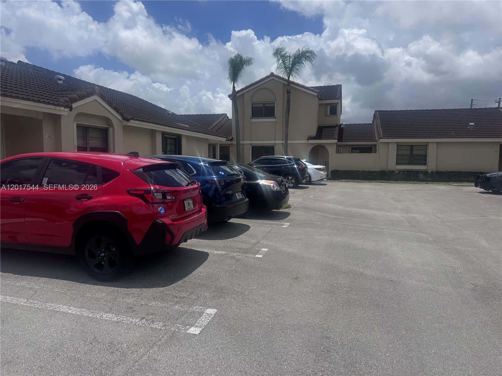 6532 NW 170th Ter, Hialeah FL 33015