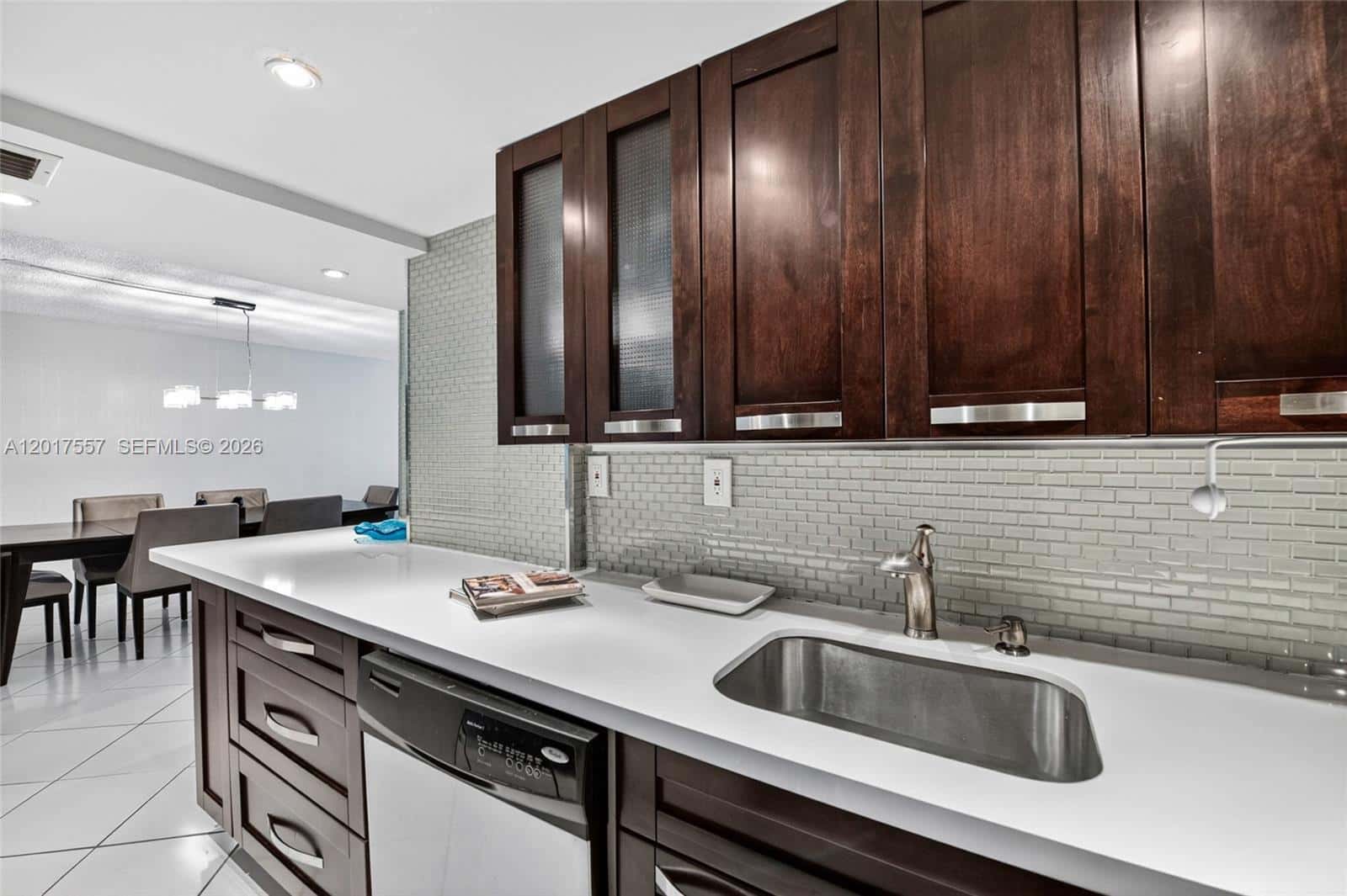 2401 Collins Ave # 1107, Miami Beach FL 33140