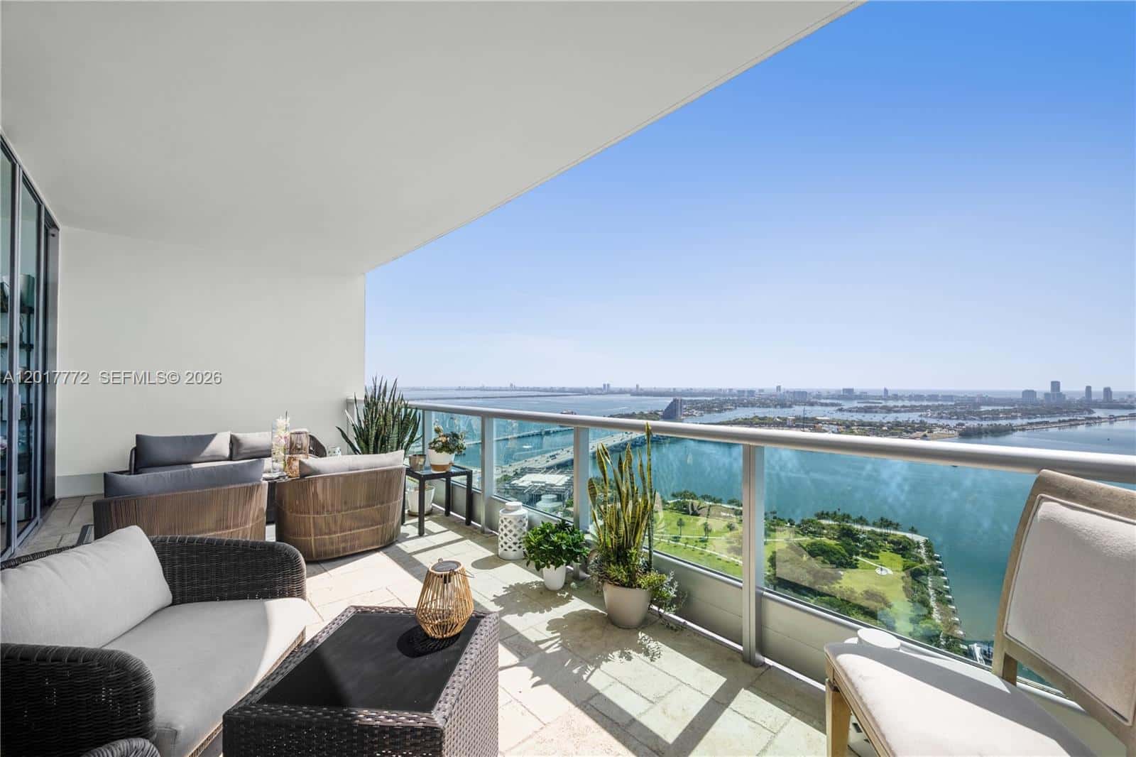 900 Biscayne Blvd # 4205, Miami FL 33132