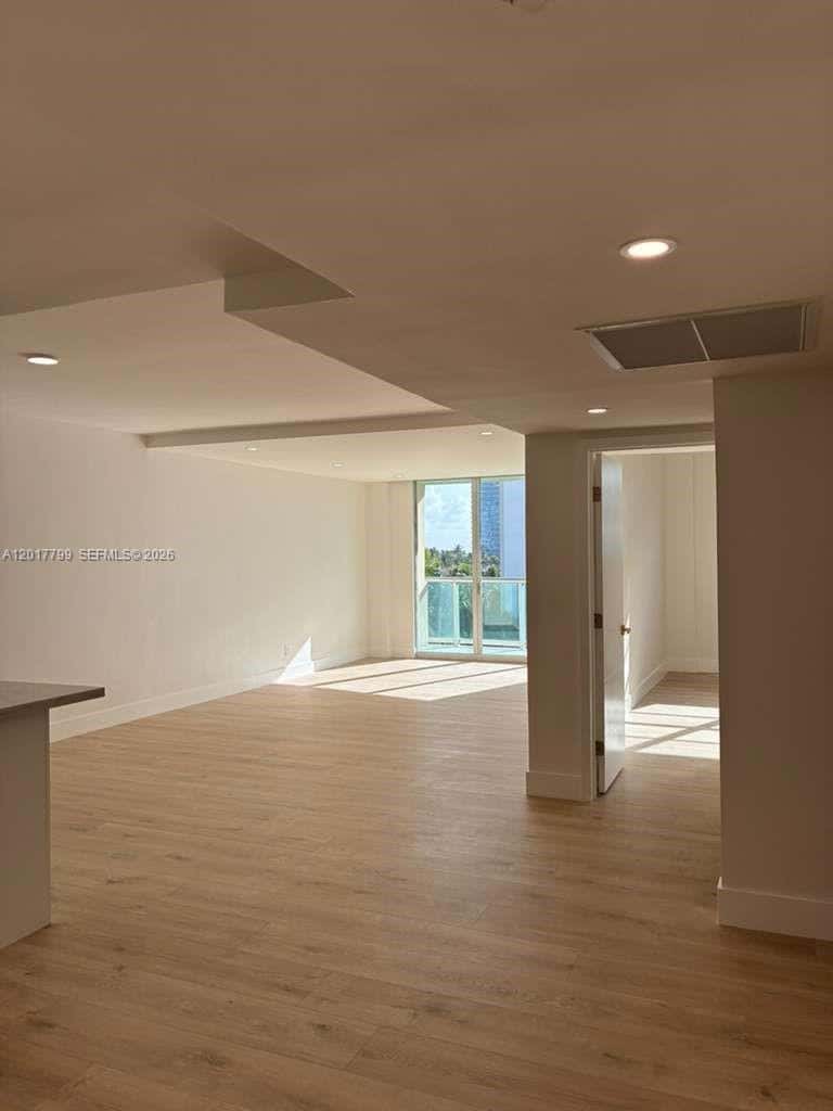19390 Collins Ave # 520, Sunny Isles Beach FL 33160