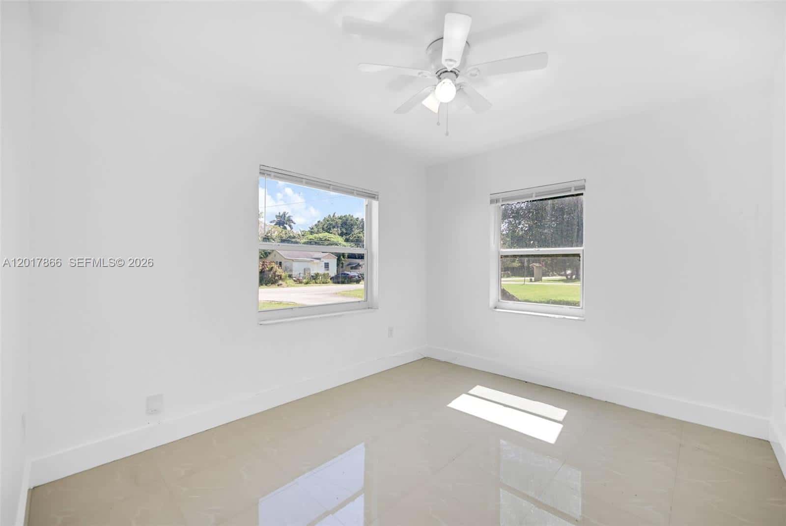 555 NW 90th St, El Portal FL 33150
