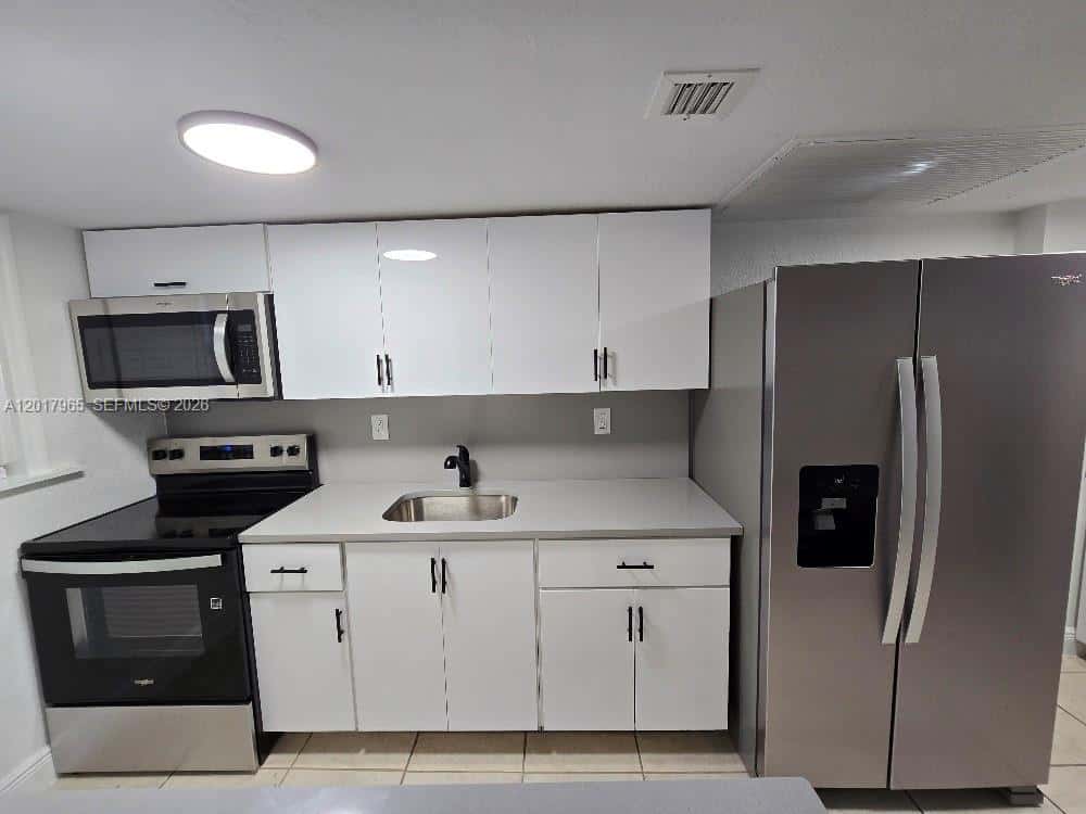 3901 SW 112th Ave # 38, Miami FL 33165