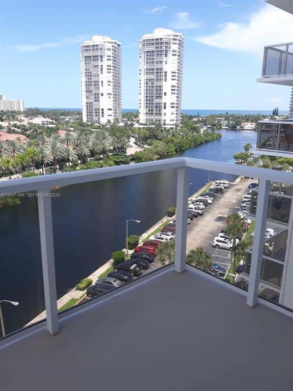 3701 N Country Club Drive # 1008, Aventura FL 33180