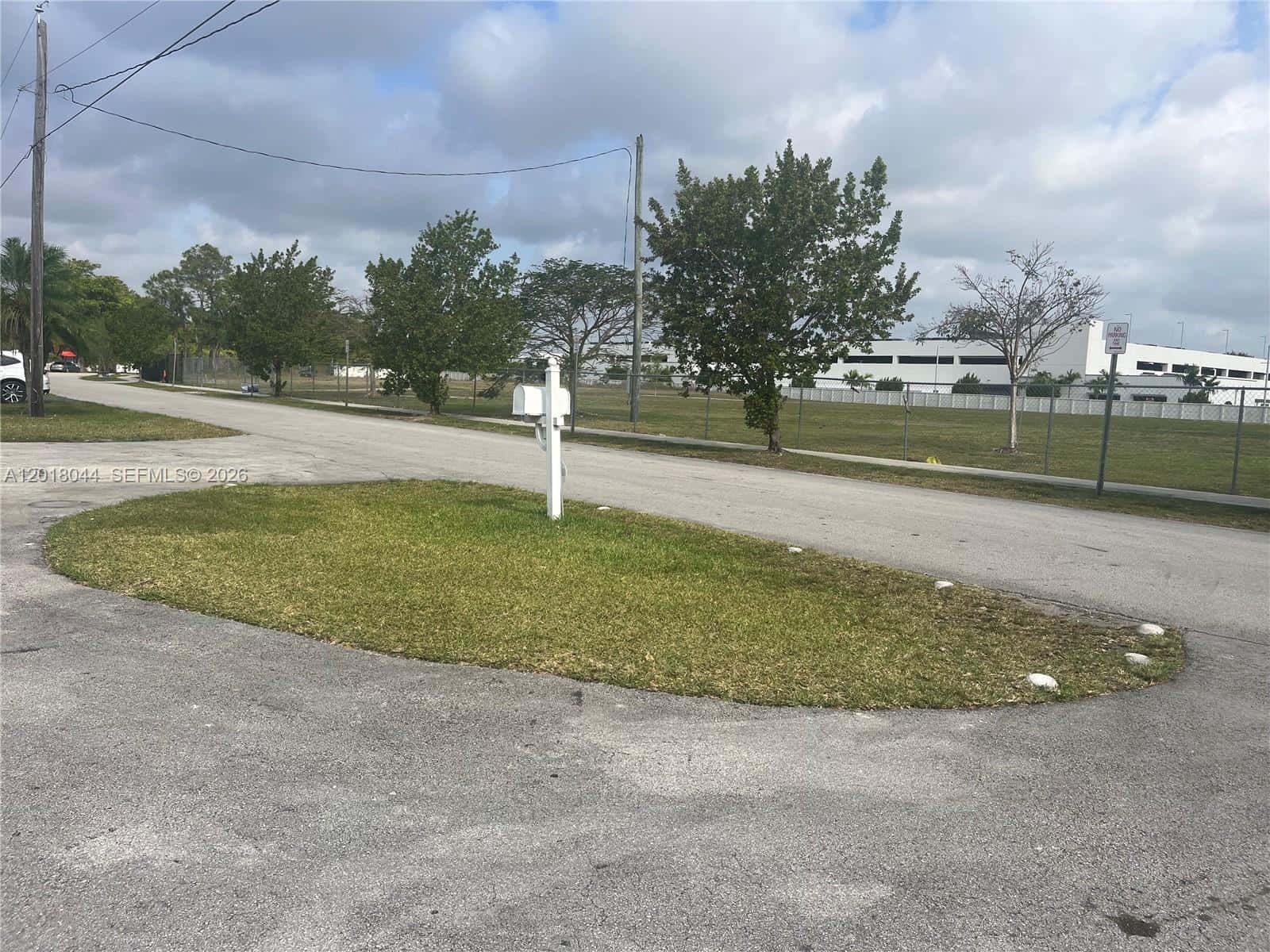 9260 SW 164th St, Palmetto Bay FL 33157