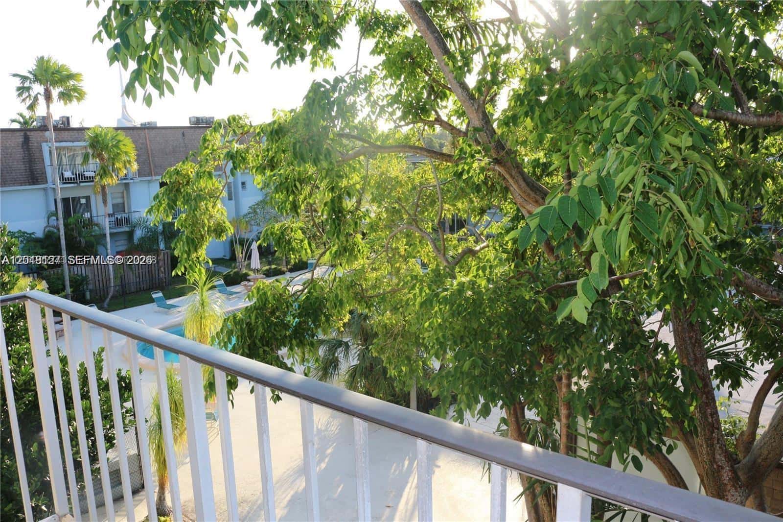 9611 SW 77th Ave # 306A, Miami FL 33156