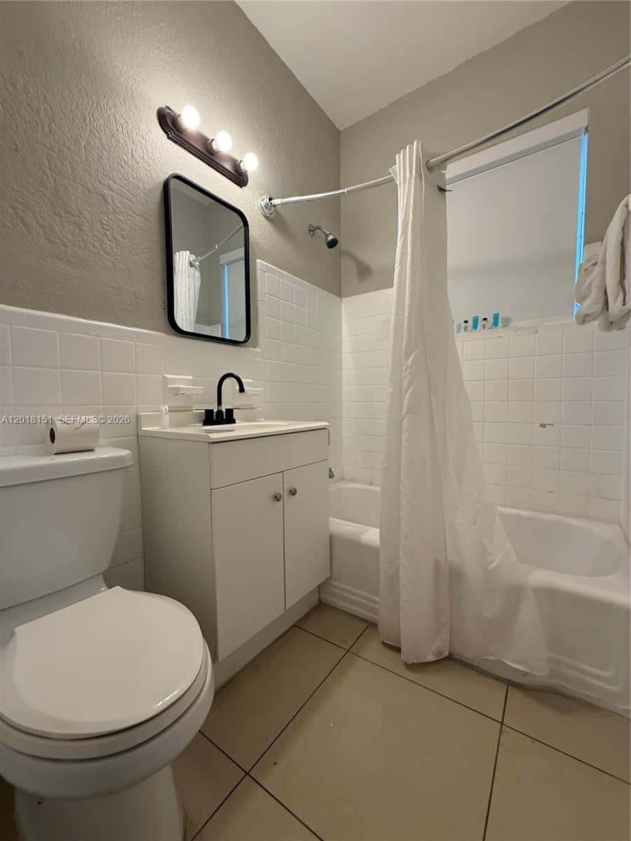 7710 Harding Ave # 1, Miami Beach FL 33141