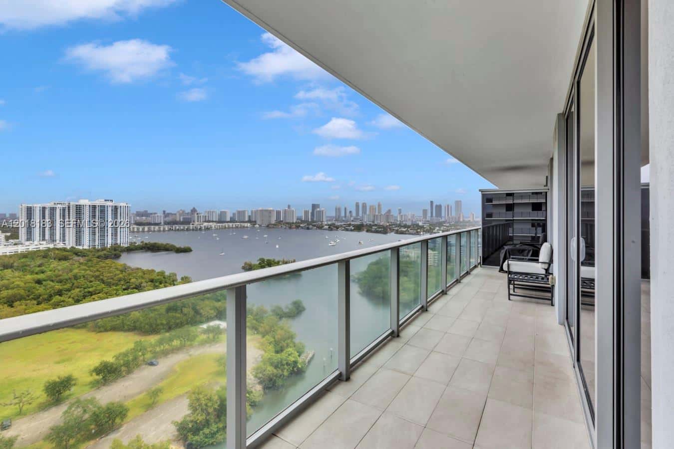 16385 Biscayne Blvd # 2101, North Miami Beach FL 33160
